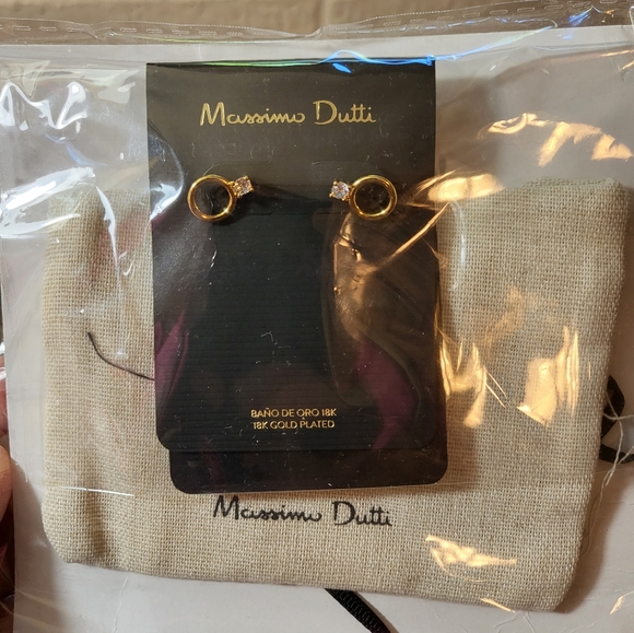 **** SOLD ***** Massimo Dutti Earrings Brand New with bag - Picture 8 of 8